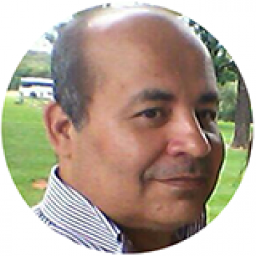Pr. Eliaquim Dias